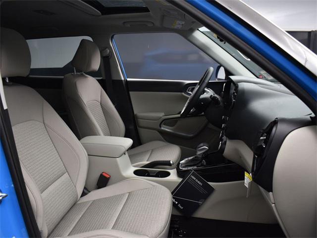 used 2025 Kia Soul car, priced at $24,389