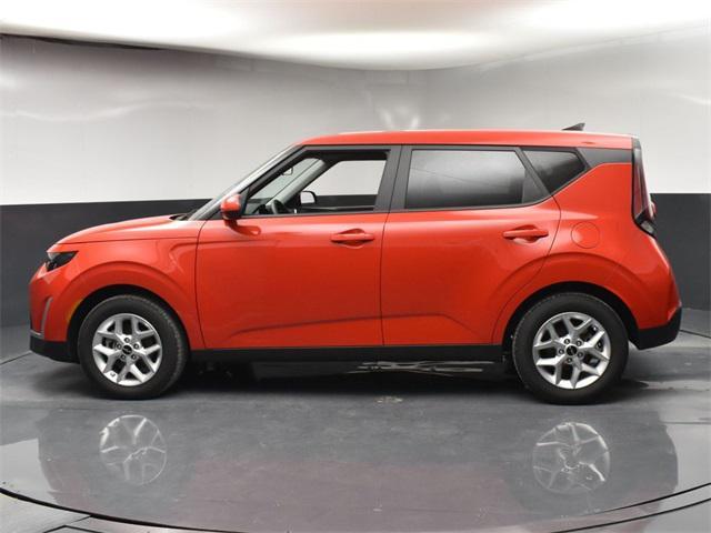 used 2024 Kia Soul car, priced at $17,991