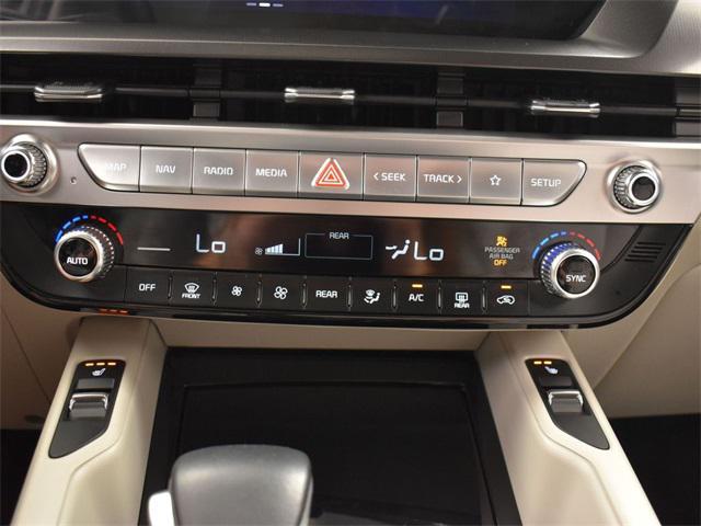 used 2025 Kia Telluride car, priced at $39,615