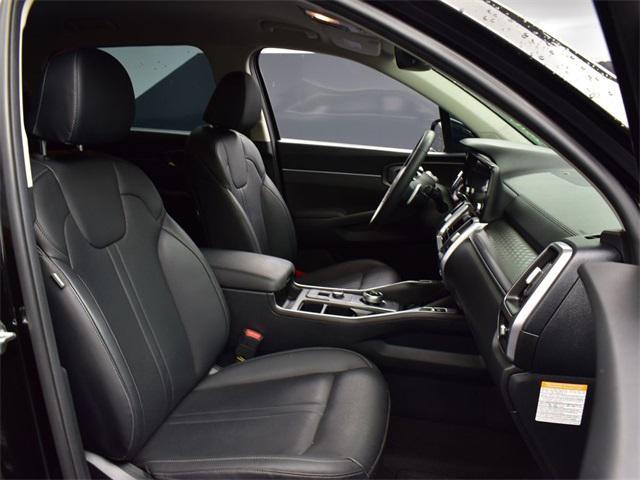 used 2023 Kia Sorento Hybrid car, priced at $31,291