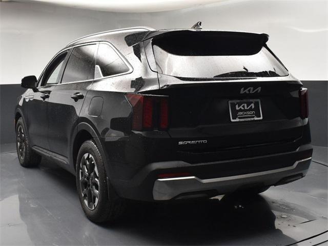 used 2024 Kia Sorento car, priced at $30,510