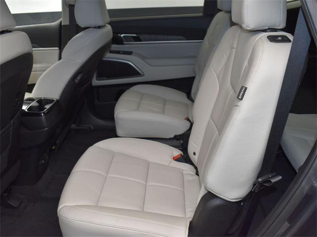 used 2023 Kia Telluride car, priced at $32,997