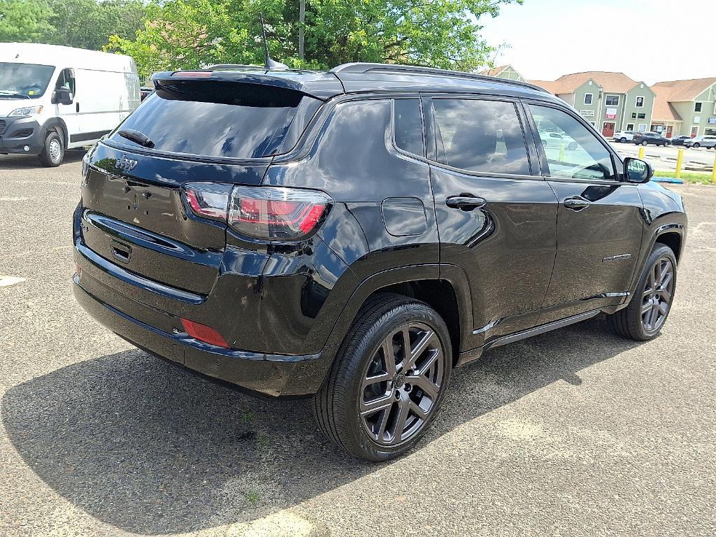 new 2025 Jeep Compass car, priced at $39,212