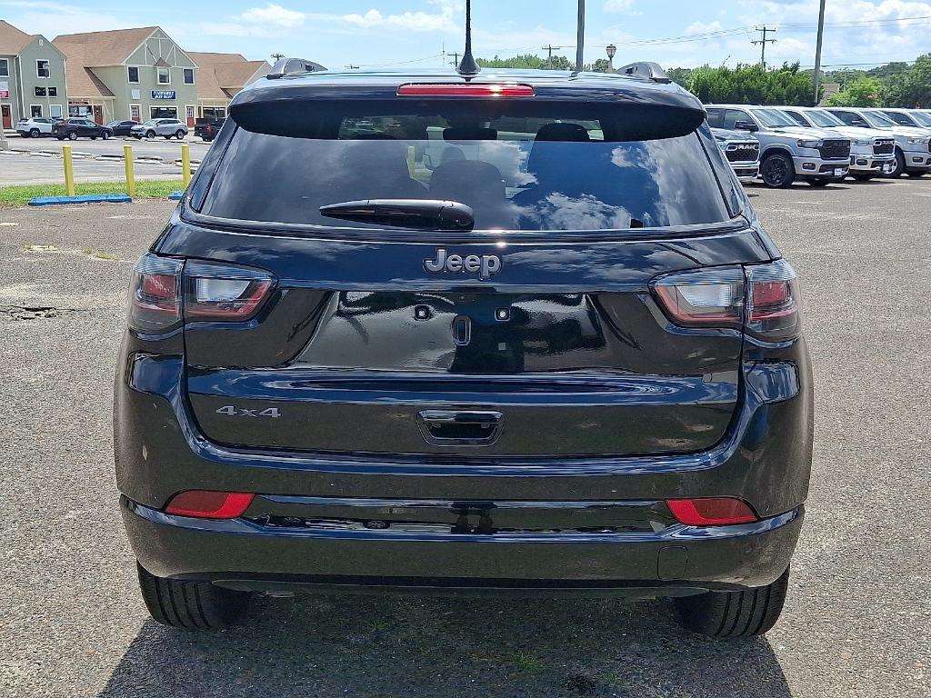 new 2025 Jeep Compass car, priced at $39,212