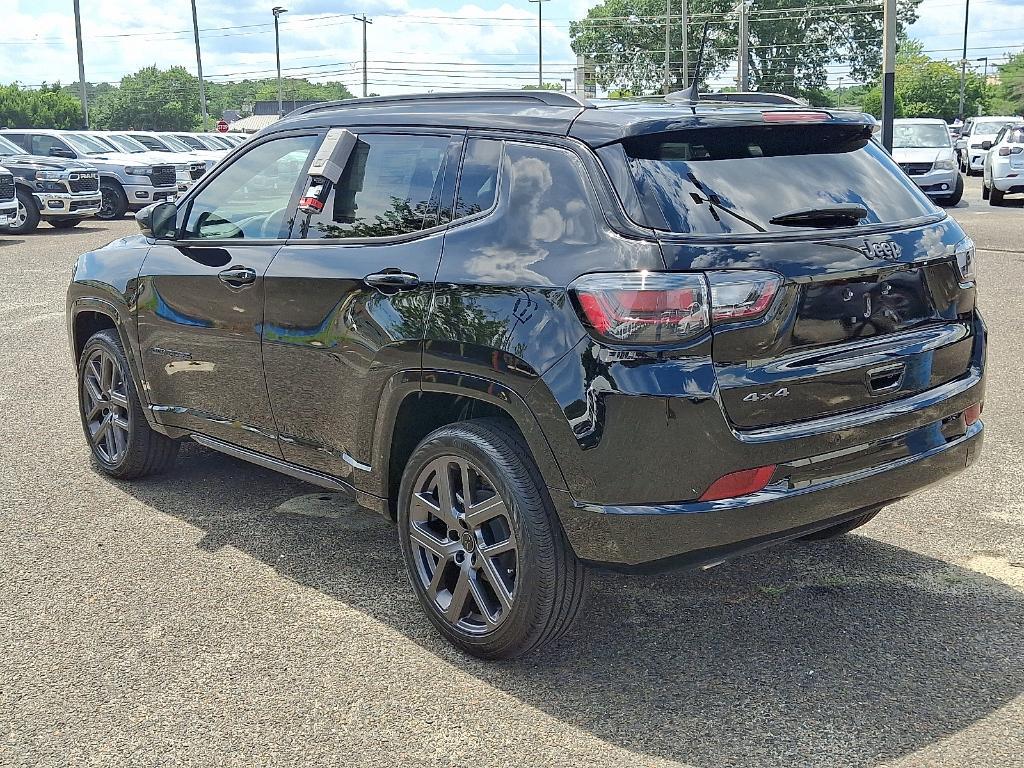 new 2025 Jeep Compass car, priced at $39,212