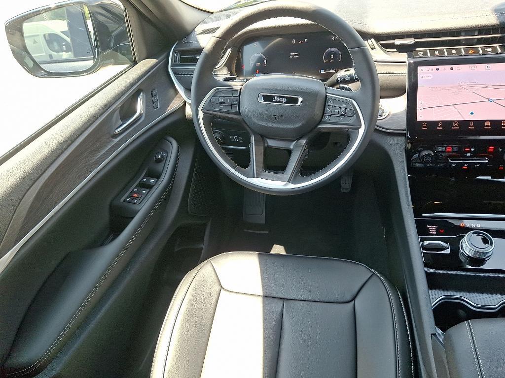 new 2025 Jeep Grand Cherokee L car, priced at $51,611