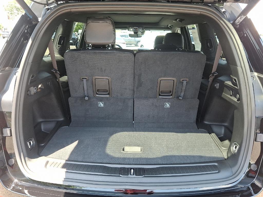new 2025 Jeep Grand Cherokee L car, priced at $51,611