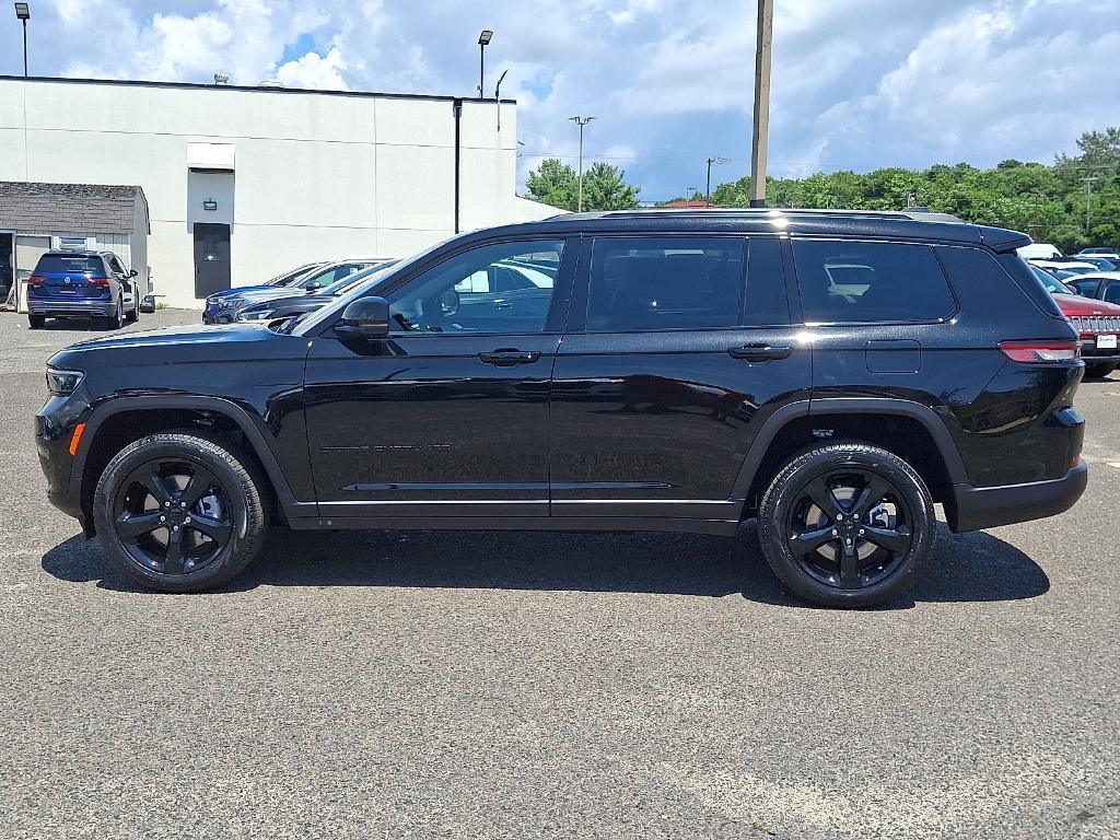 new 2025 Jeep Grand Cherokee L car, priced at $51,611