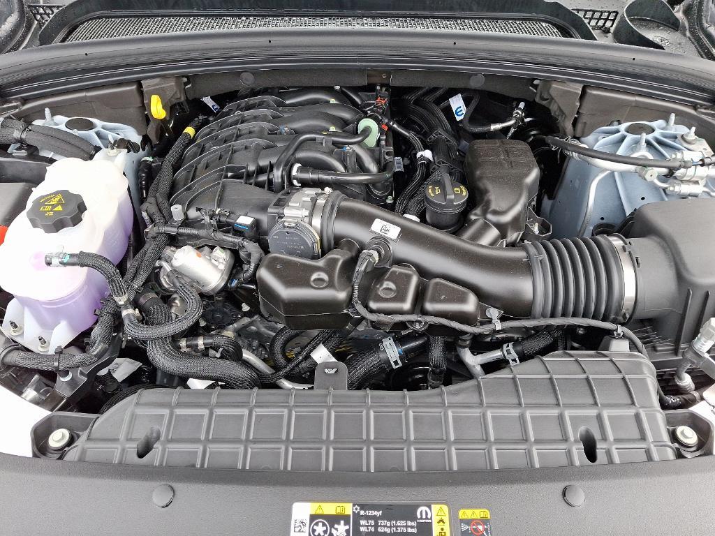 new 2025 Jeep Grand Cherokee car, priced at $49,094