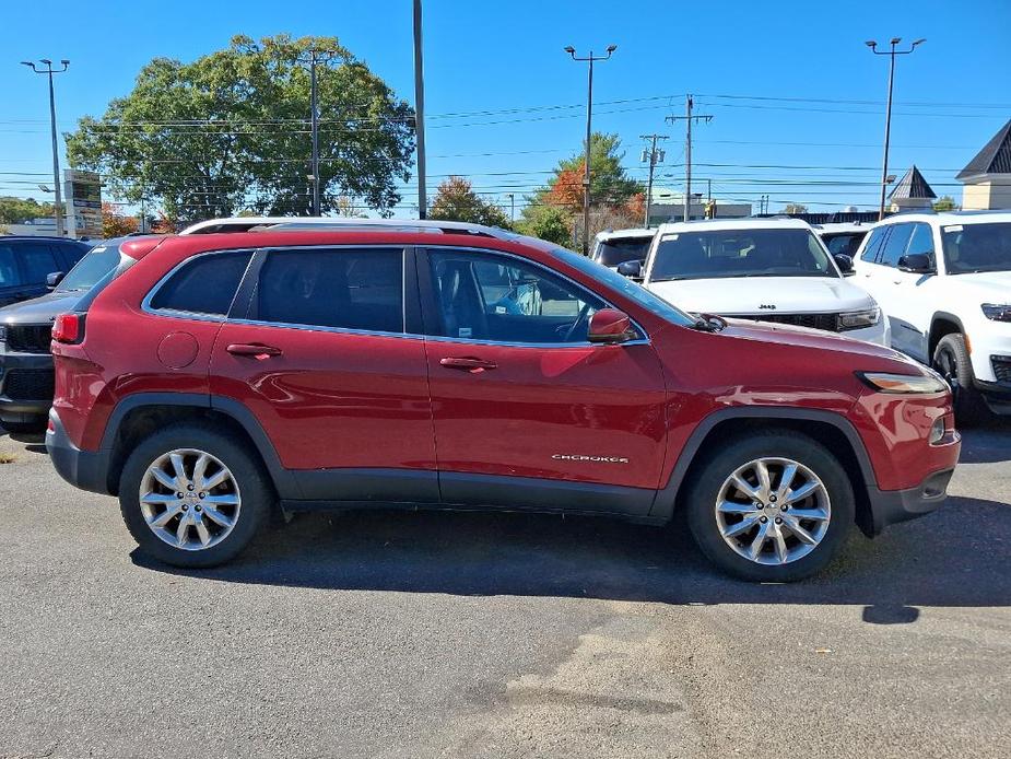 used 2016 Jeep Cherokee car, priced at $12,995