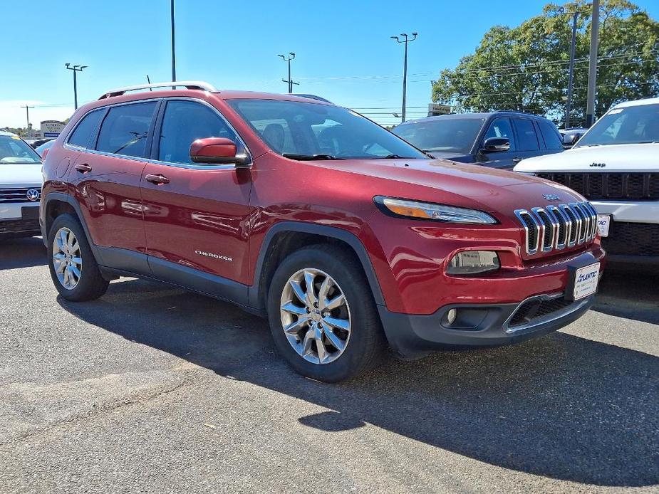 used 2016 Jeep Cherokee car, priced at $12,995