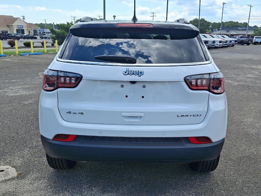 new 2025 Jeep Compass car, priced at $33,497