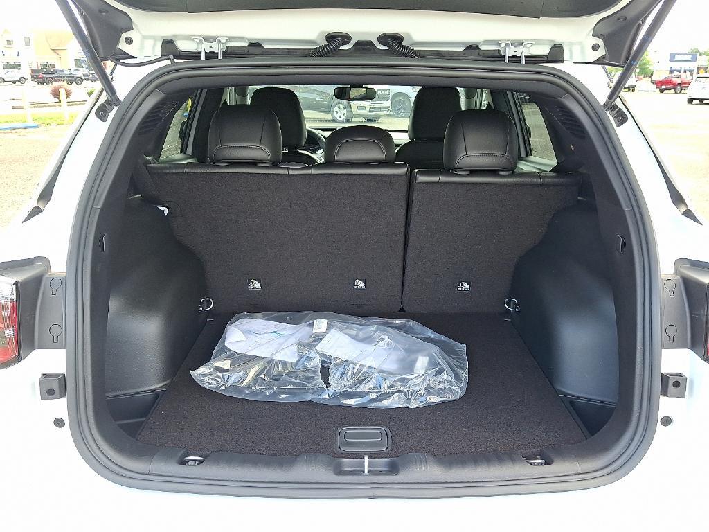 new 2025 Jeep Compass car, priced at $33,497