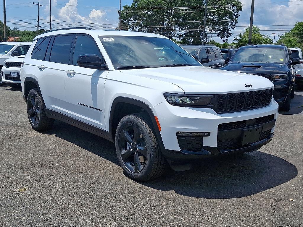 new 2025 Jeep Grand Cherokee L car, priced at $51,016
