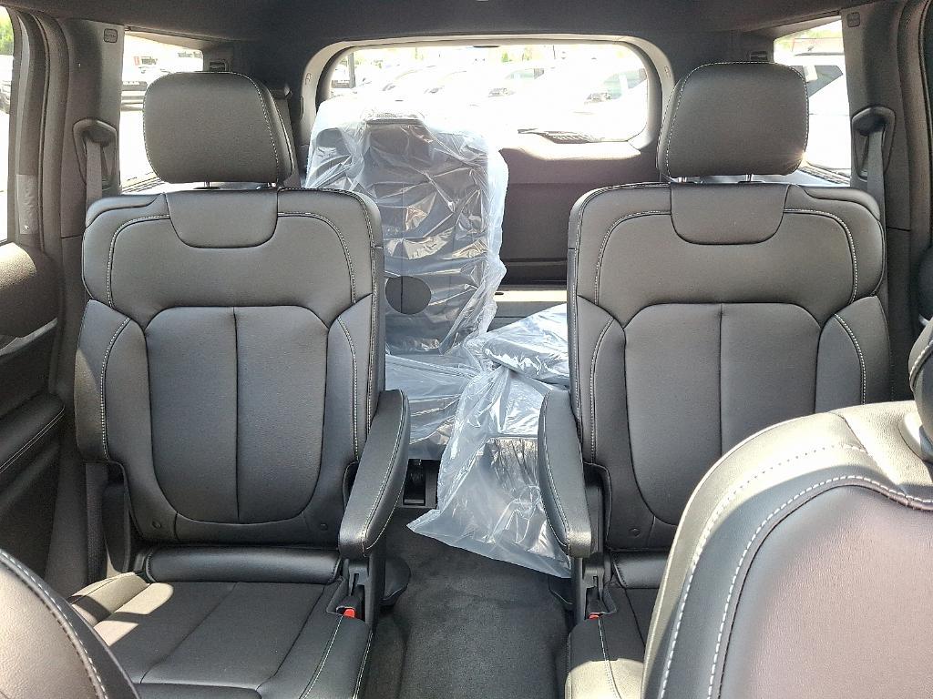 new 2025 Jeep Grand Cherokee L car, priced at $51,016