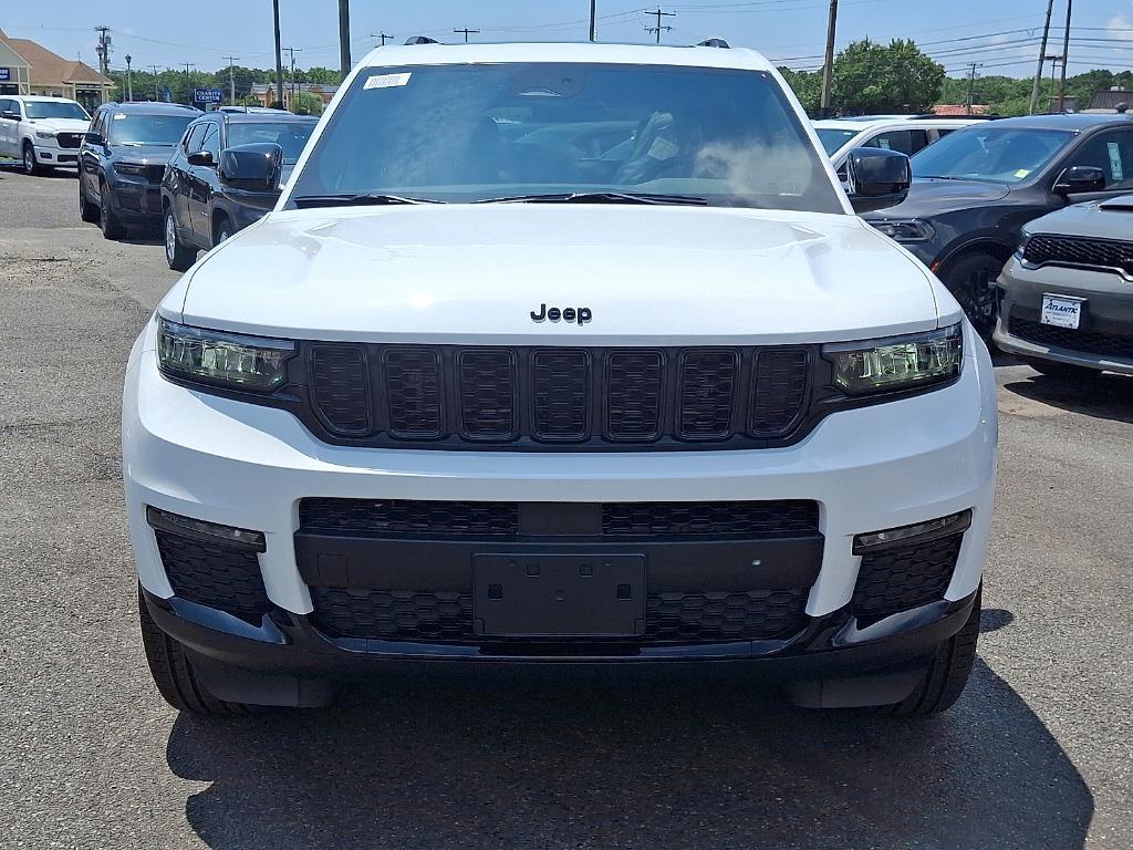 new 2025 Jeep Grand Cherokee L car, priced at $51,016