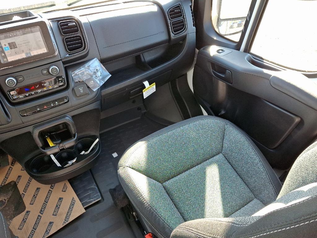 new 2025 Ram ProMaster 2500 car, priced at $50,383