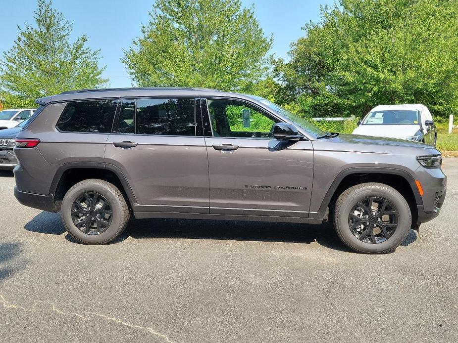 new 2024 Jeep Grand Cherokee L car