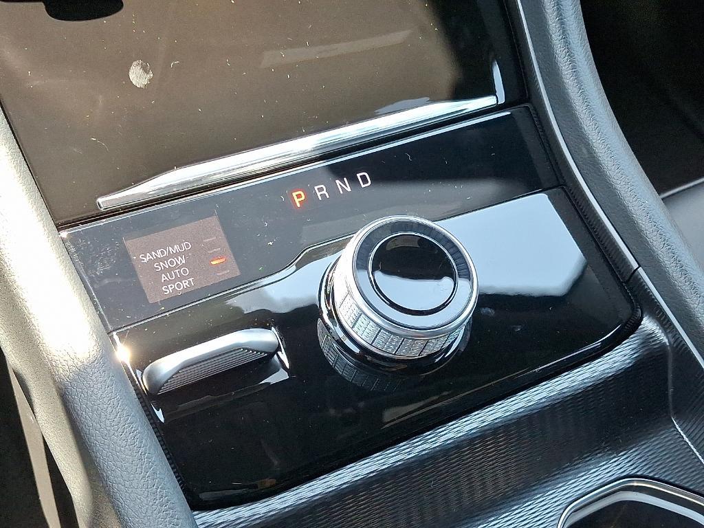 new 2025 Jeep Grand Cherokee car, priced at $49,609
