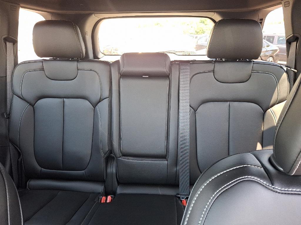 new 2025 Jeep Grand Cherokee car, priced at $49,609