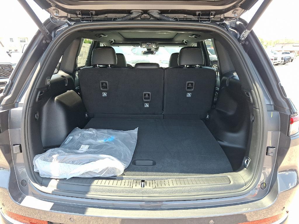 new 2025 Jeep Grand Cherokee car, priced at $49,609
