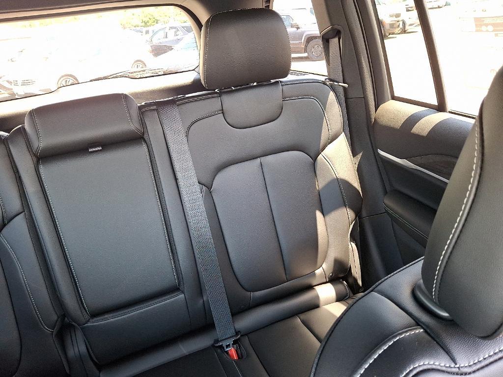 new 2025 Jeep Grand Cherokee car, priced at $49,609