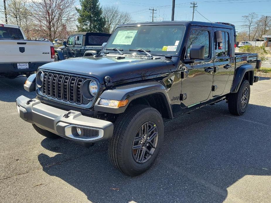 new 2024 Jeep Gladiator car