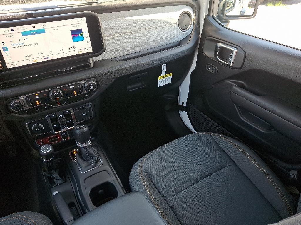 new 2025 Jeep Wrangler car, priced at $50,636