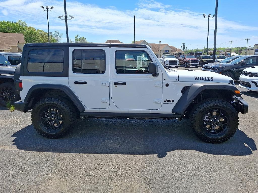 new 2025 Jeep Wrangler car, priced at $50,636