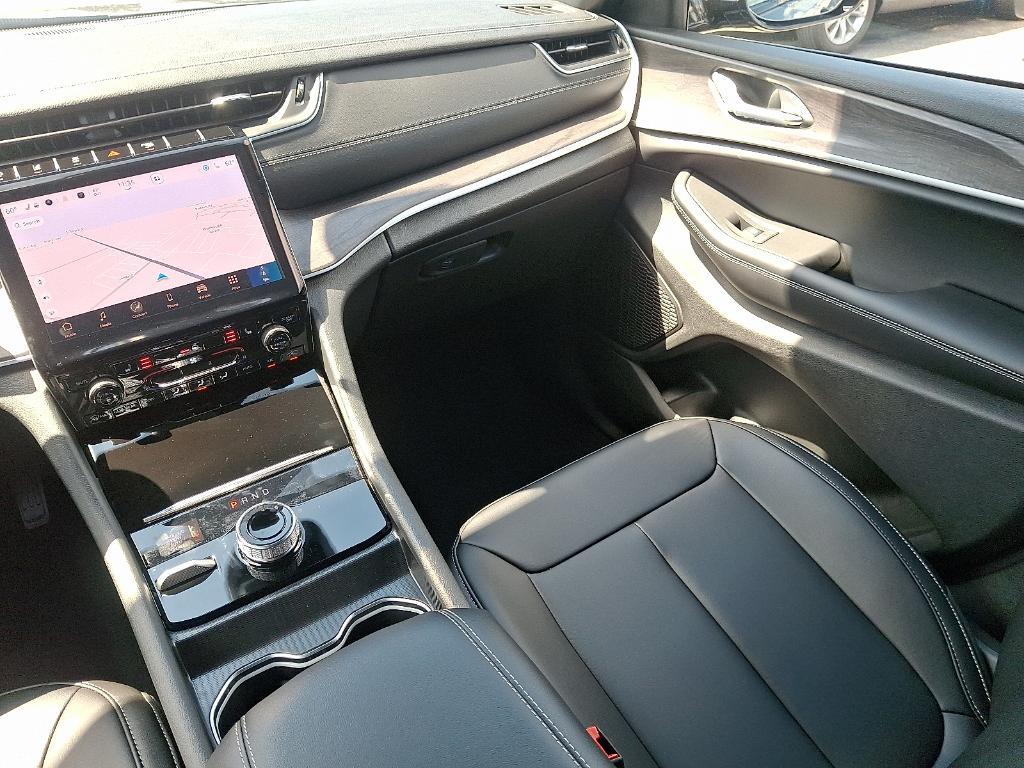 new 2025 Jeep Grand Cherokee L car, priced at $51,934