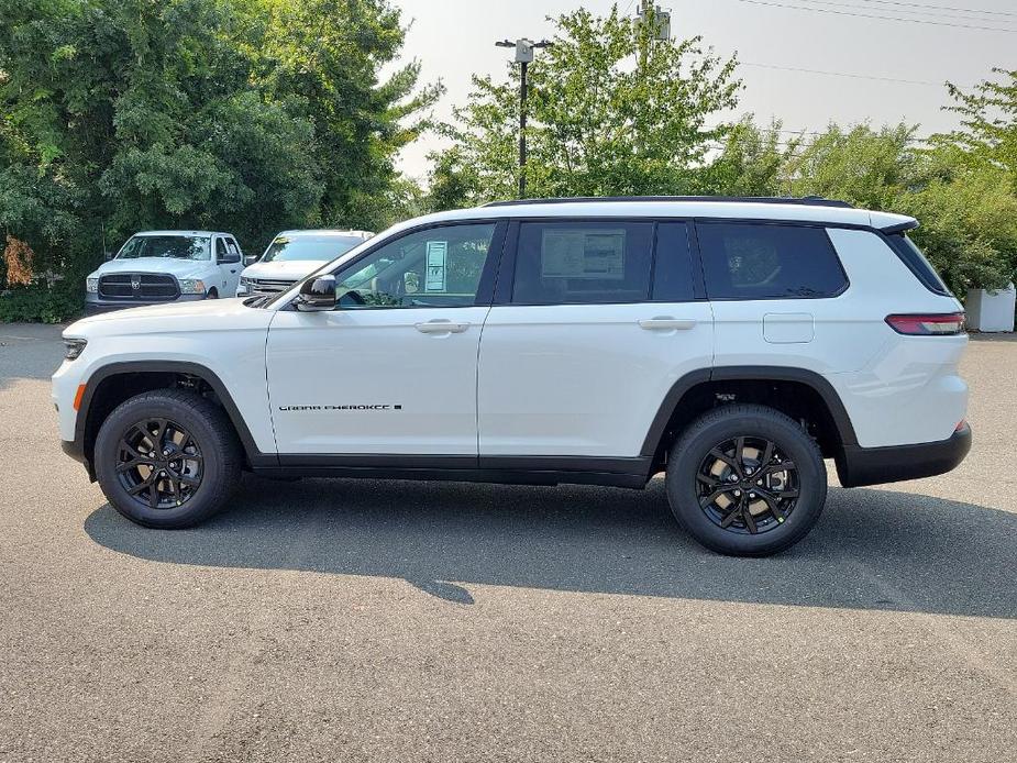 new 2024 Jeep Grand Cherokee L car