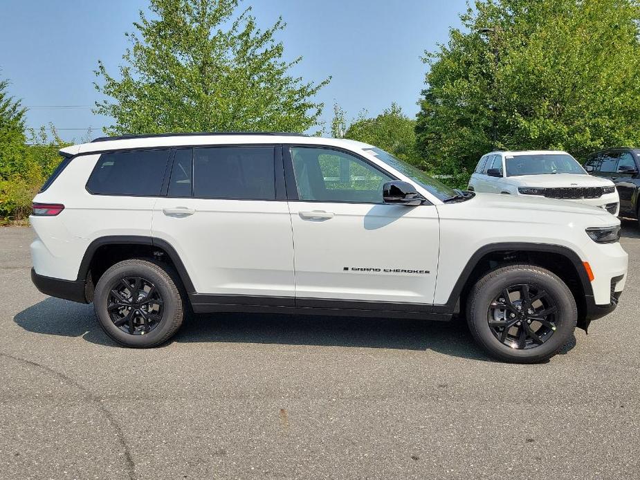 new 2024 Jeep Grand Cherokee L car