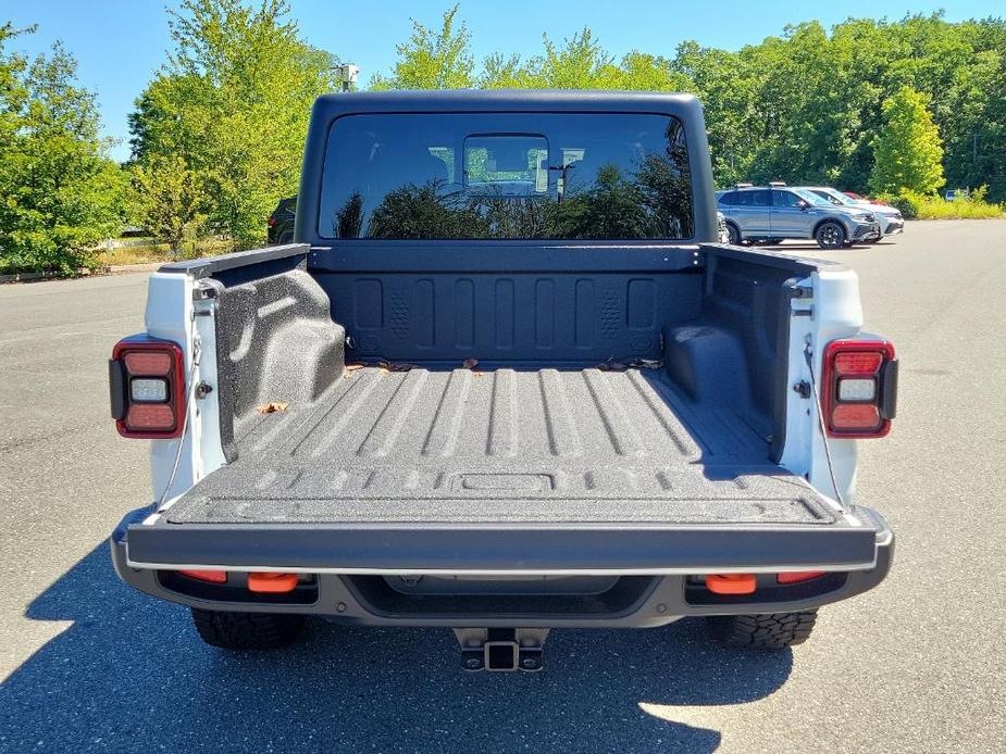 new 2024 Jeep Gladiator car