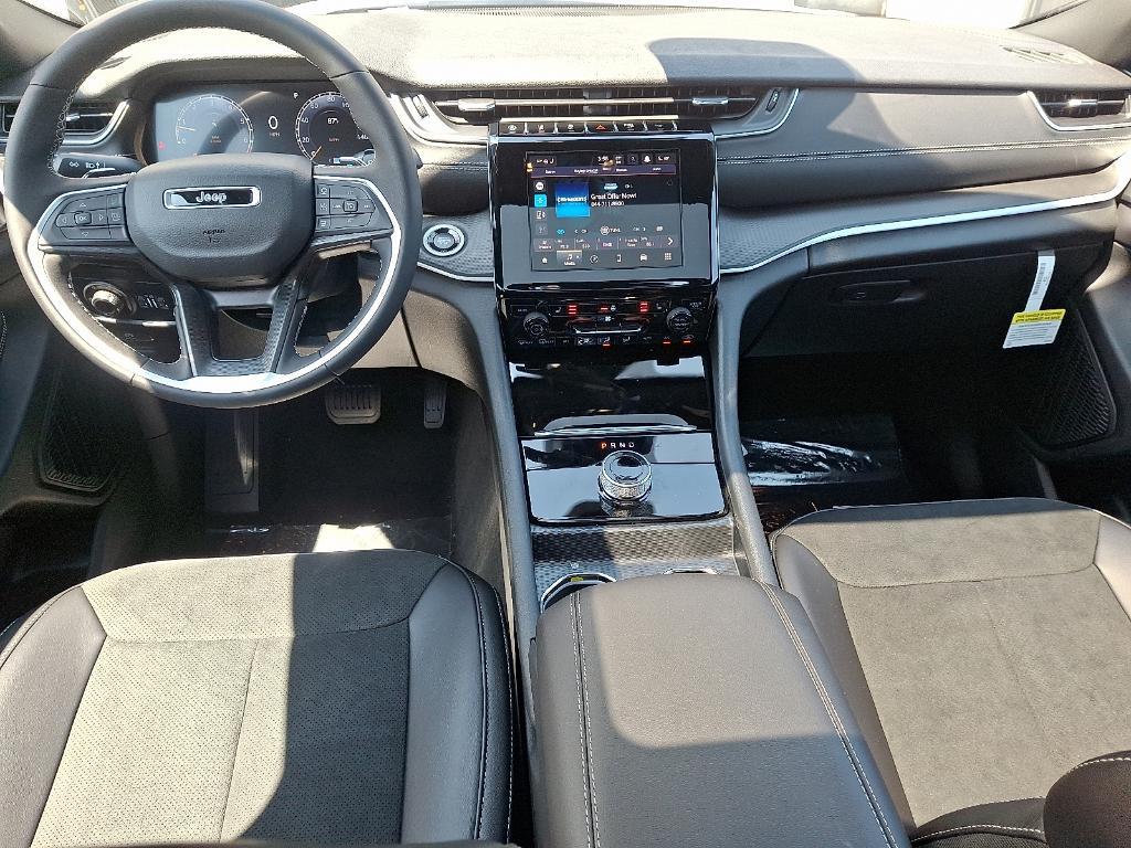 new 2025 Jeep Grand Cherokee L car, priced at $47,734