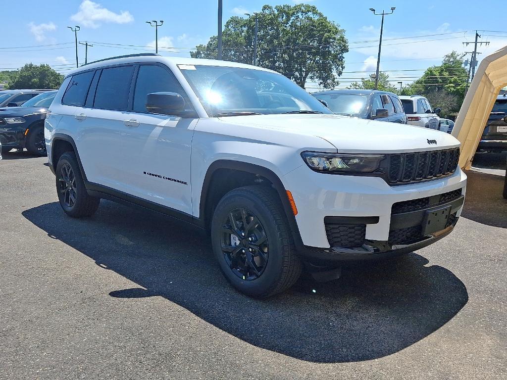 new 2025 Jeep Grand Cherokee L car, priced at $47,734