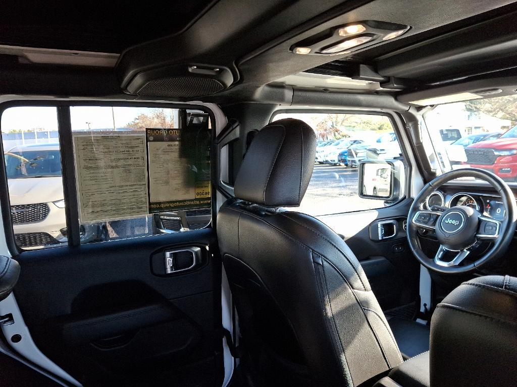 used 2021 Jeep Wrangler Unlimited car, priced at $35,395