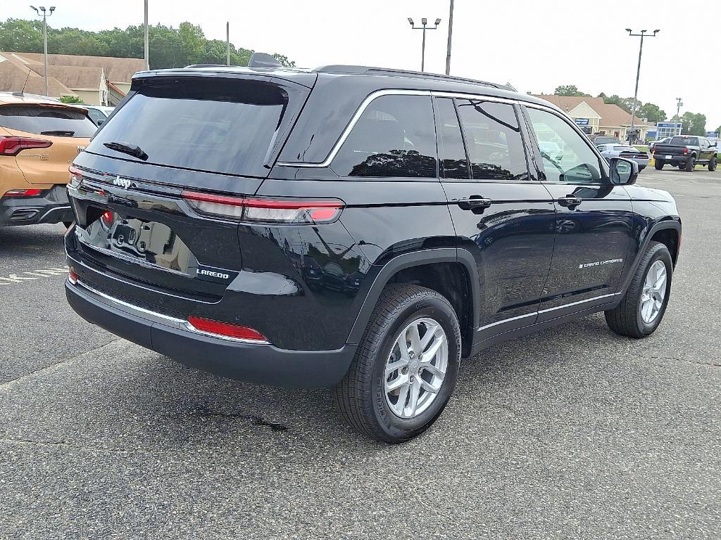 new 2025 Jeep Grand Cherokee car, priced at $40,724