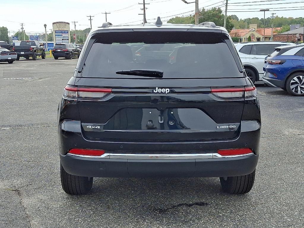 new 2025 Jeep Grand Cherokee car, priced at $40,724