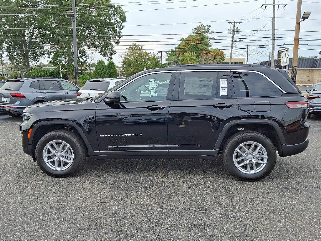 new 2025 Jeep Grand Cherokee car, priced at $40,724