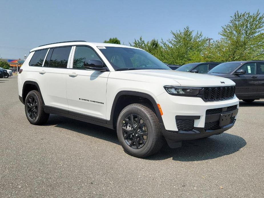 new 2024 Jeep Grand Cherokee L car