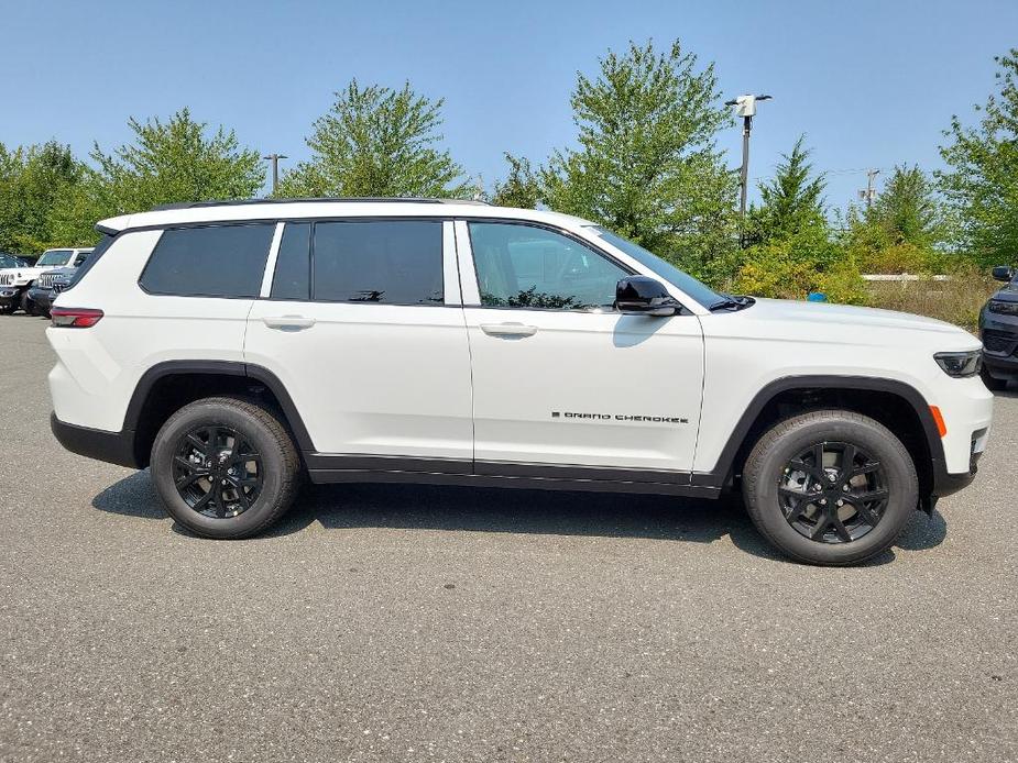 new 2024 Jeep Grand Cherokee L car