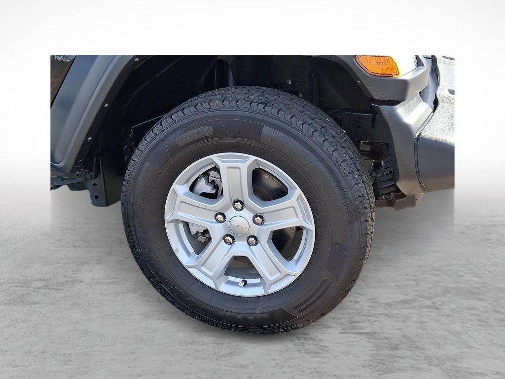 used 2022 Jeep Wrangler Unlimited car, priced at $32,995