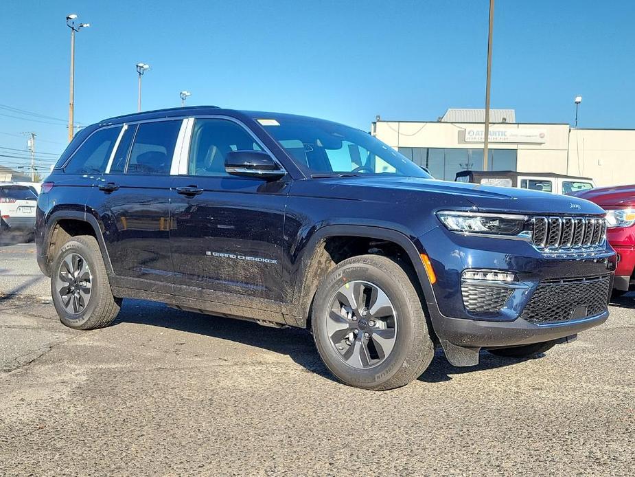 new 2024 Jeep Grand Cherokee 4xe car