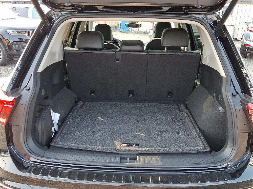 used 2024 Volkswagen Tiguan car, priced at $30,997