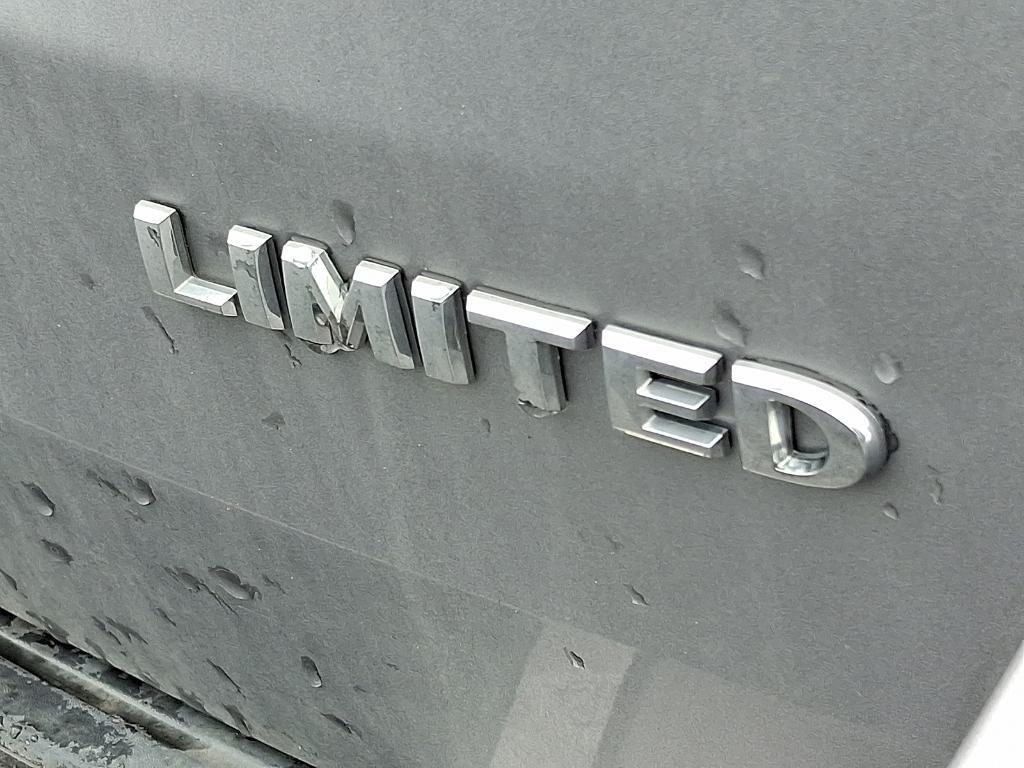 used 2020 Jeep Grand Cherokee car, priced at $26,995