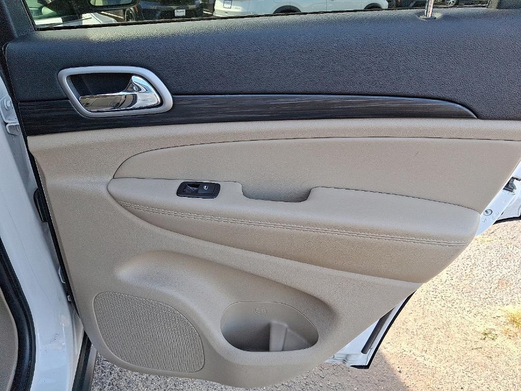 used 2022 Jeep Grand Cherokee WK car, priced at $29,995