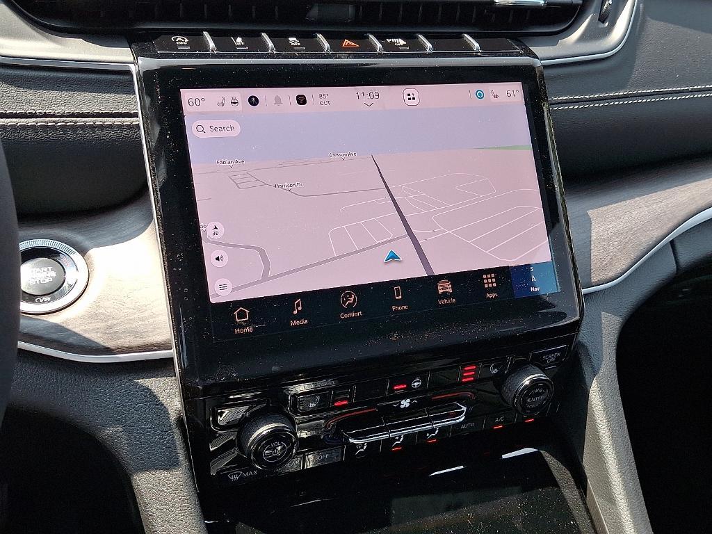 new 2025 Jeep Grand Cherokee car, priced at $54,834