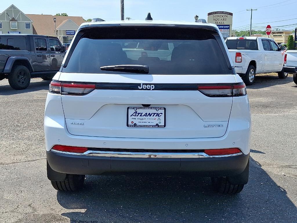 new 2025 Jeep Grand Cherokee car, priced at $54,834