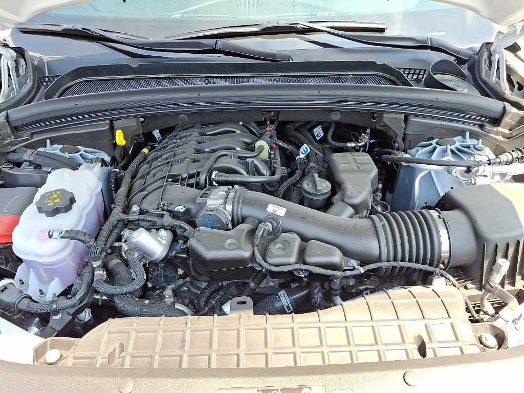 new 2025 Jeep Grand Cherokee car, priced at $54,834