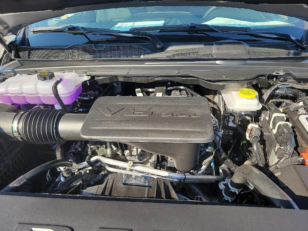 new 2025 Ram 1500 car, priced at $56,549